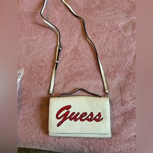 Women’s Guess Purse